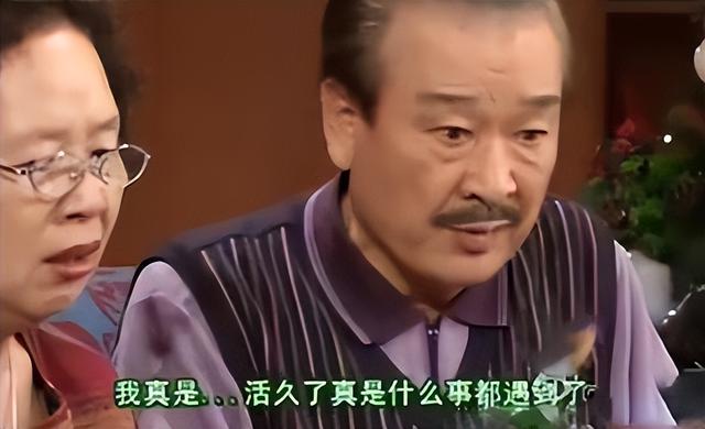 飙车少女：新加坡共享敞篷车上演“风驰电掣”，活久见