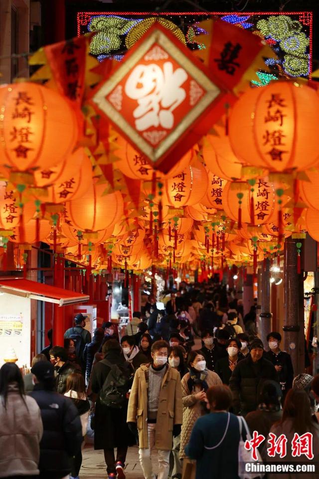 风情丨中国花灯如何成为日本春节祭的风景诗？