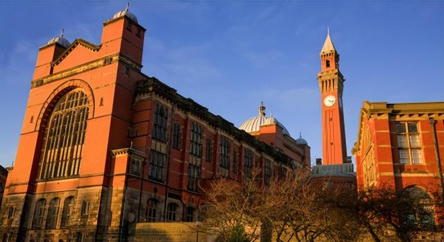 伯明翰大学——1900年获英国维多利亚女王授予的皇家特许状
