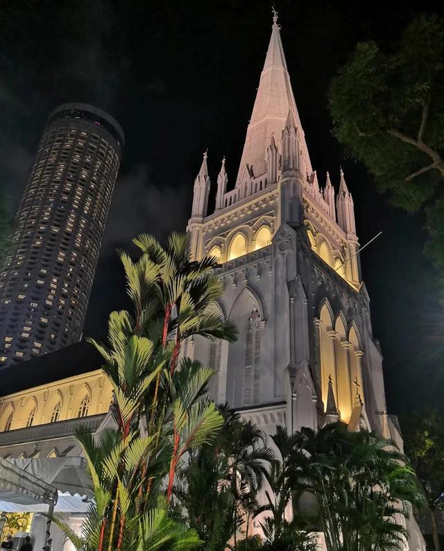 隐匿在繁华中的百年记忆，新加坡最大以及最古老的教堂地标