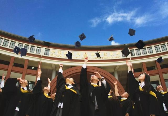 新加坡学校的排名情况！