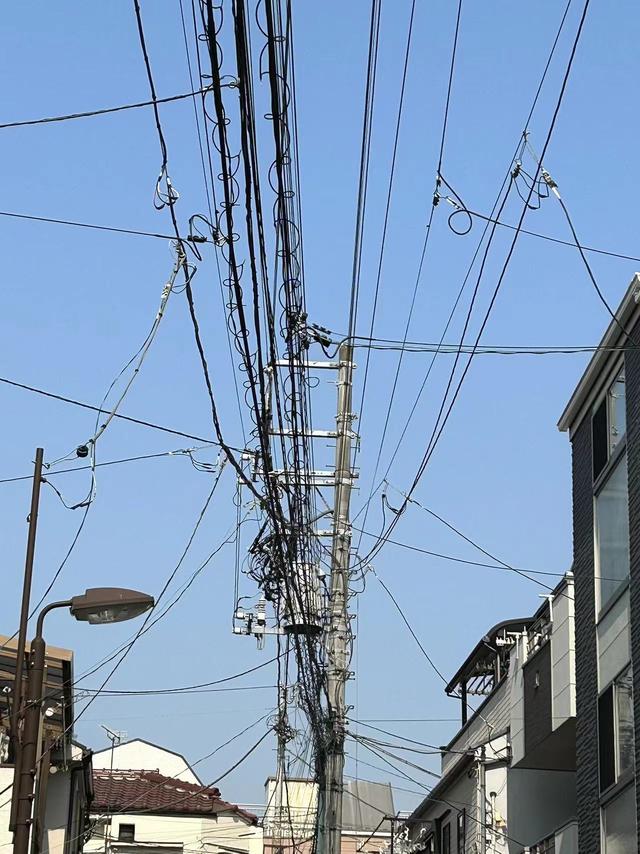 东京电缆地下化率不足10%，日本为什么难摘“电线杆大国”帽子？