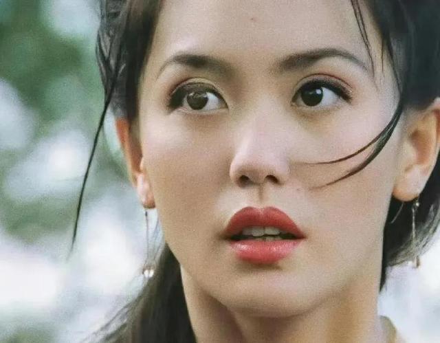 童年女神，新加坡五美