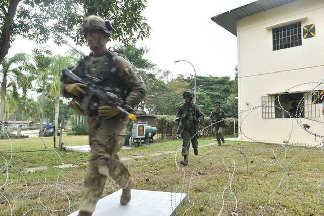 新加坡军队驻训台岛，互动成常态，李显龙：要与中国建立互惠关系