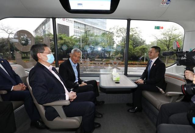 新加坡总理李显龙访华，为推进中新合作平衡大国外交谋篇布局