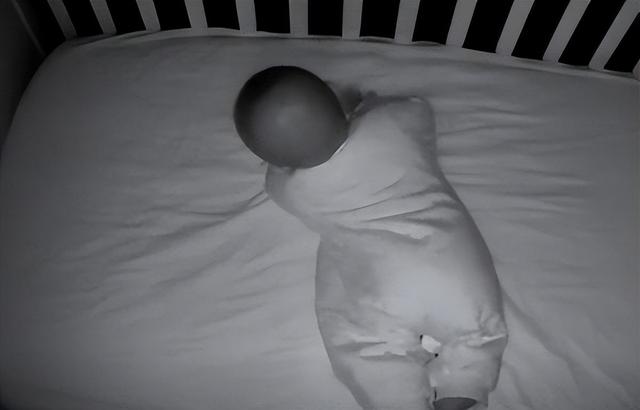 新加坡宝宝在保姆家睡觉窒息，验尸结果：三小时无人照料
