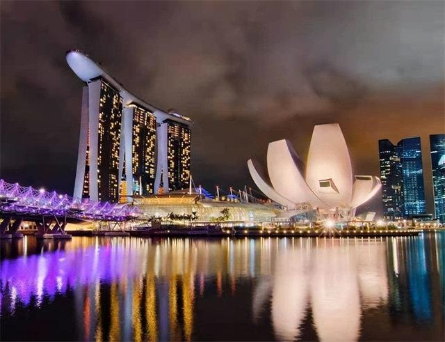 新加坡：一个小国的夹缝求生