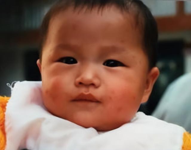 在美国，有多少被狗链锁住的中国女婴