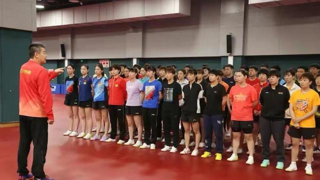 前方高能！新加坡大满贯赛即将开战，国乒参赛名单有变，球迷沸腾