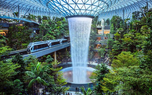 这家华人机场被美国评为2023年全球最佳机场