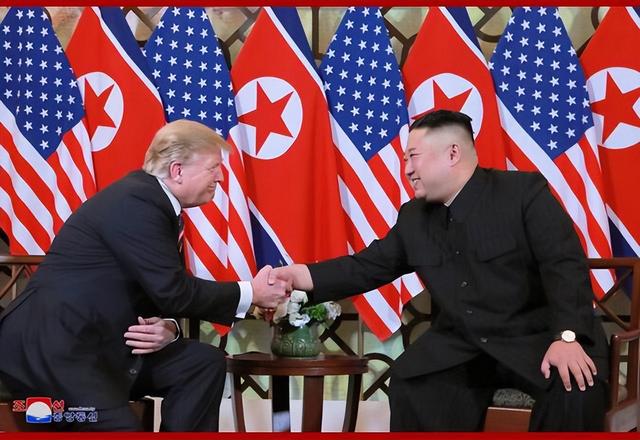 金正恩到新加坡与特朗普会晤，明明可以乘专机，为什么要借飞机？
