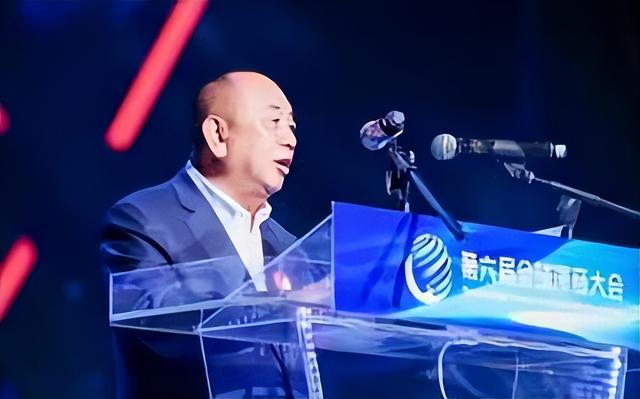 新加坡最新财富榜前六甲全是华人，首富身价220亿新元