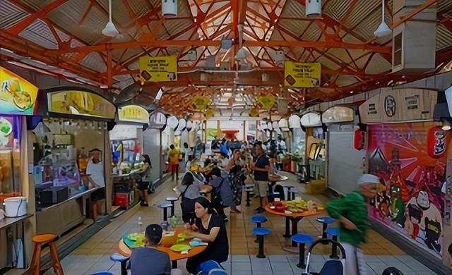 到新加坡旅游警惕啦！6月1日起吃饭不送餐盘，将被送上法庭！