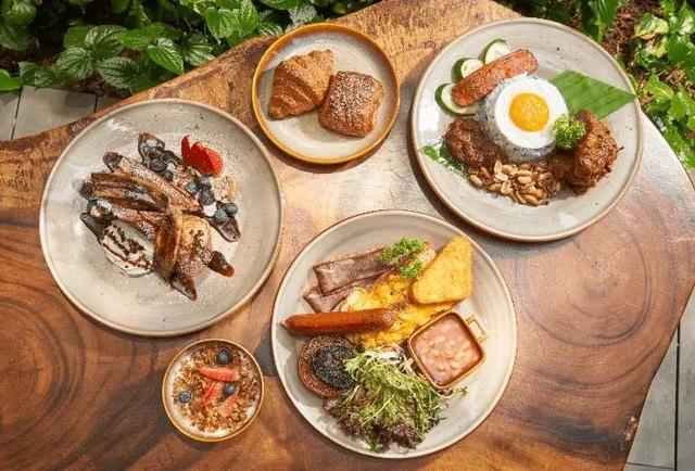 新加坡8间酒店自助早餐推荐，满满的美味食物唤醒美好的一天！
