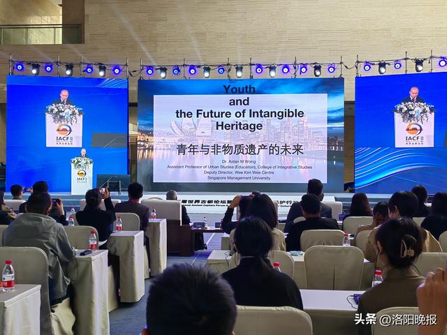 新加坡文化领域专家：青年人要成为文化遗产的探索者