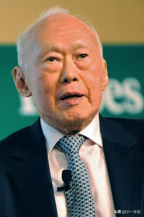 新加坡总理李显龙访华：不禁让人联想到当年的邓小平与李光耀