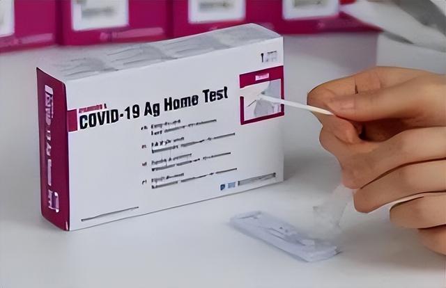 新加坡新冠疫情“回头”，口罩、抗原卖断货