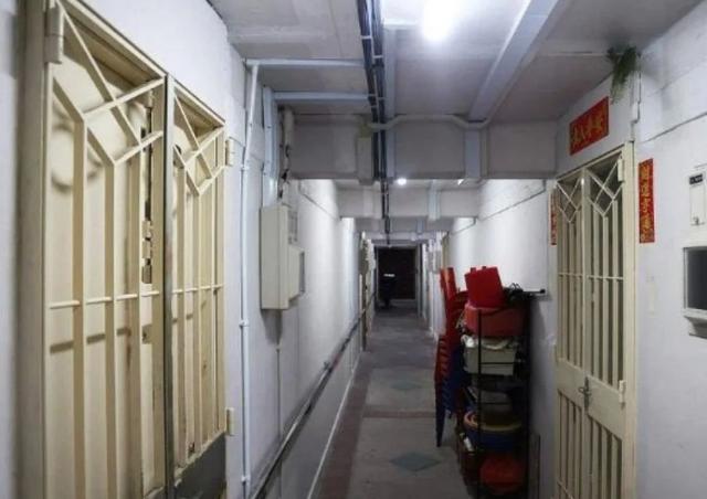 新加坡七旬老人在家中身亡无人知　2年后开门惊见白骨