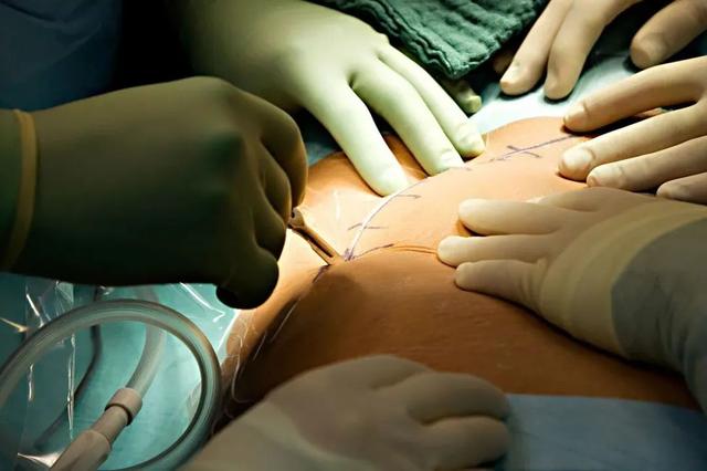 泰国噶腰子事件始末，中国人的腰子真就这么好噶？