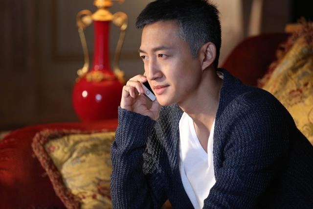 放弃斯坦福和双一流，留学新加坡，挤进体制内，拽王王阳的另一面