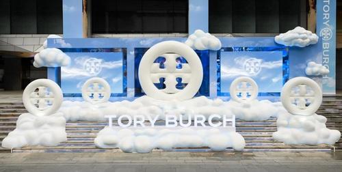 TORY BURCH T MONOGRAM主题快闪店于新加坡威士马广场精彩启幕