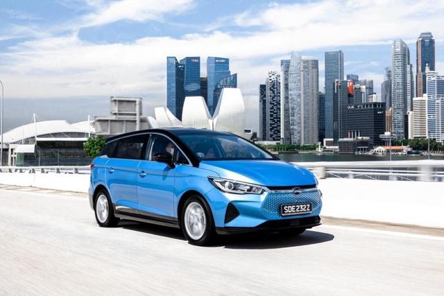 热销新加坡！比亚迪4月纯电汽车销量第一