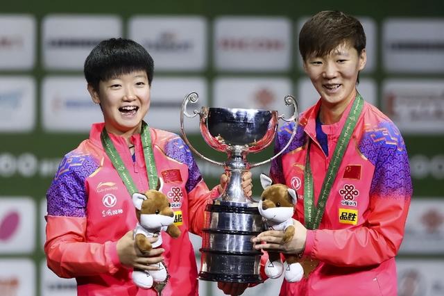 3-0、4-2横扫日本伊藤美诚夺2冠，世乒赛：孙颖莎、王曼昱冲3连冠
