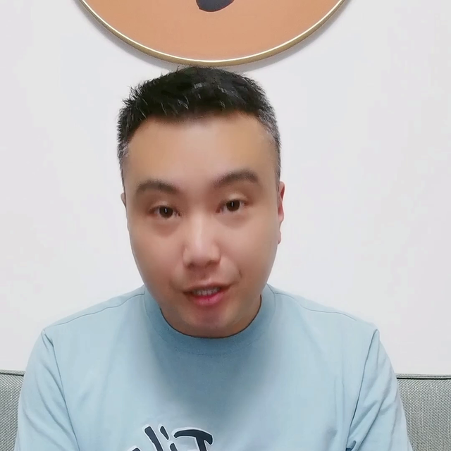 刚到新加坡一个月，不仅准证被割了，就连护照和手机都被扣...