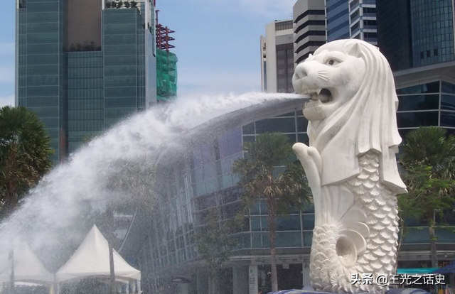 蛇吞象的典型，华人统治的新加坡，正在成为东南亚“首都”