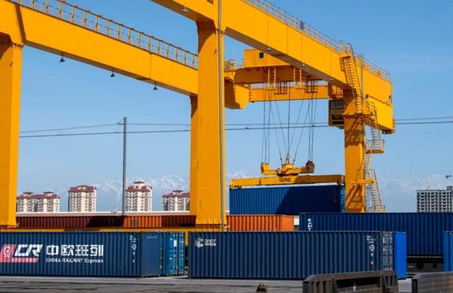 针对中国，忽然不提“脱钩”而提“去风险”！新加坡副总理批评G7新口号