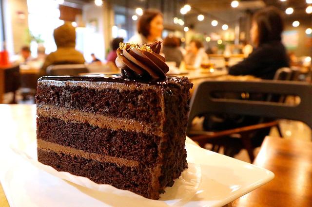 新加坡11大餐厅美食，看看和中国有什么不同？