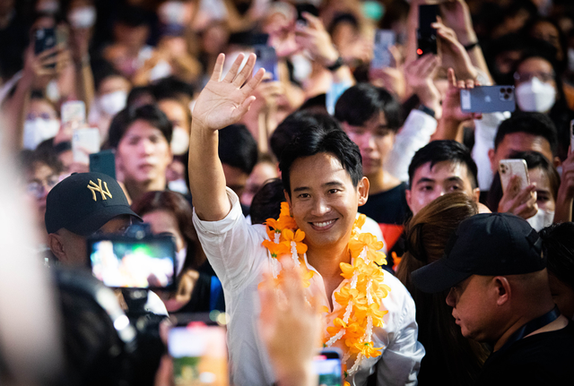刚刚，42岁的他宣布赢得泰国大选！
