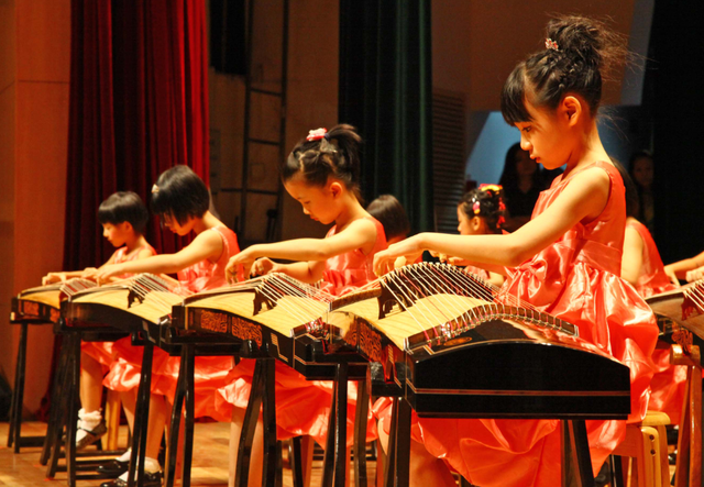 文化传播中，古筝音乐文化，对马来西亚的音乐文化发展有何影响？
