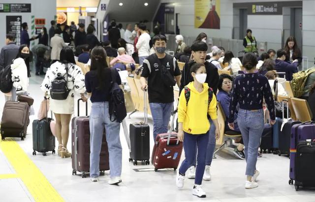 日本最新研究：这两种奥密克戎变异株高温时致病性减弱