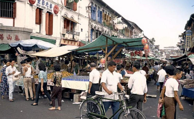 “南洋时光”系列：五六十年代新加坡华人的巴刹街市