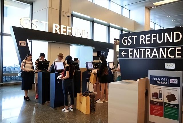 人多钱多的力量！中国旅客入境新加坡或将免签！