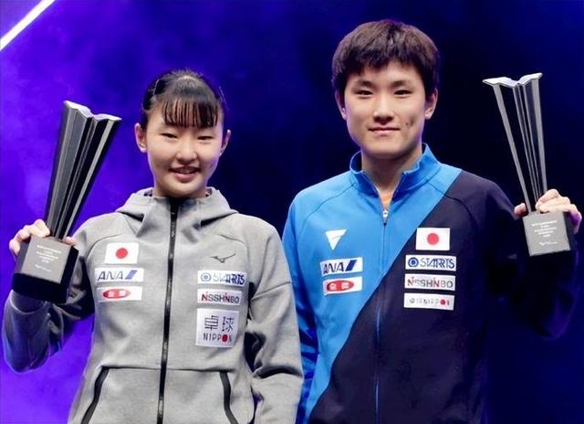 张本兄妹轰动日本乒坛！14岁张本美和施压伊藤美诚，决战早田希娜