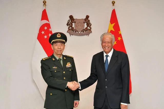 中方策略已变！我方对日本新加坡的动作，美国得品品