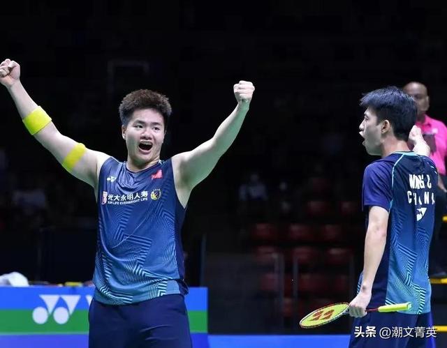 新加坡羽球赛1/4决赛：梁王2比0速胜莱恩/文迪，凡尘2比0复仇金孔