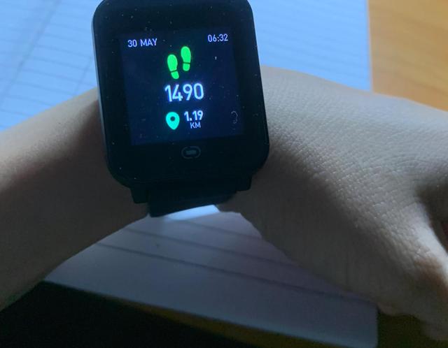 新加坡免费发的运动手表，运动还可以换钱花