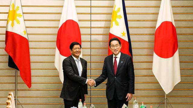 日本想用菲律宾，在南海对华秀肌肉，小马科斯政府可没这么好利用