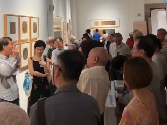 来自中国的顶流审美画展在新加坡，还带来了这些宝贝和收藏品