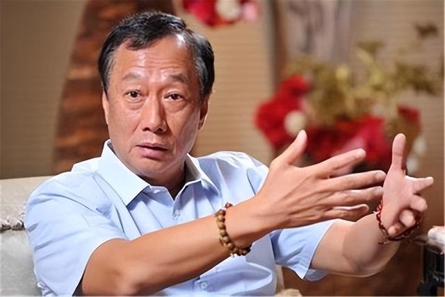 纷纷出访！柯文哲比照侯友宜模式，蒋万安先到新加坡会见李显龙