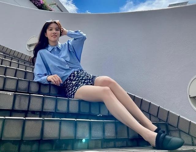 新加坡九位95后美女小花，哪一位能够惊艳到你