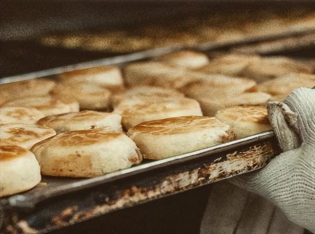 来新加坡不容错过的小吃：始于1948年的豆沙饼