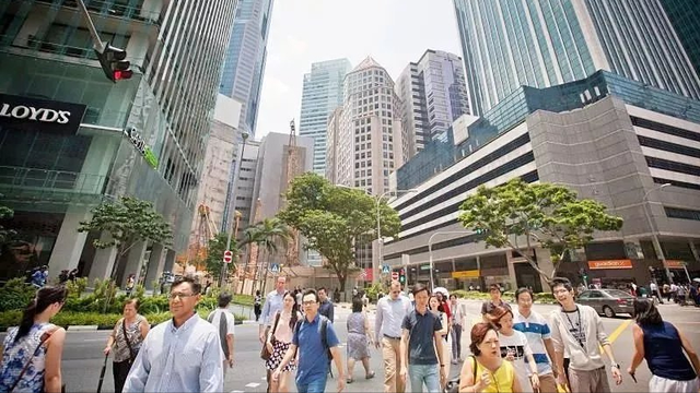 新加坡近七成华人，为什么英语是官方语言？李光耀：汉语不占优势