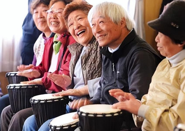 山东康养集团：计划将50万日本老人接到中国养老，背后有何用意？
