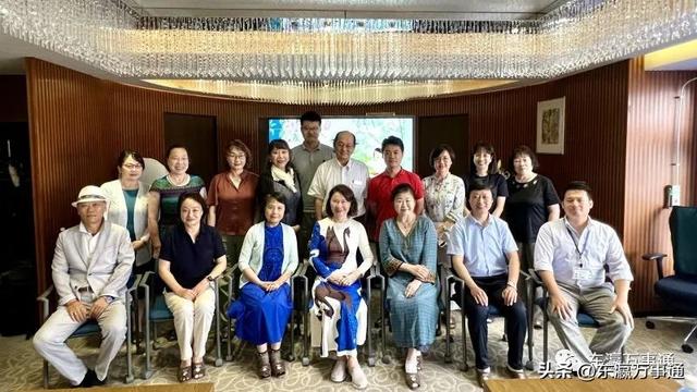 马来西亚著名作家戴小华讲座：“蕉风椰雨中的文学路”在东京举行