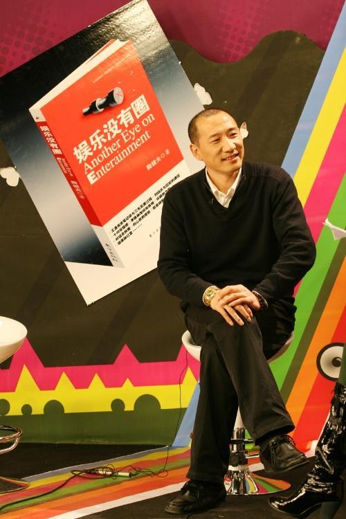 鞠健夫眼中的谢晋：《金大班》首次跨国 84岁谢晋率团亲赴新加坡