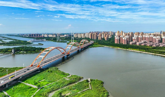 中国和新加坡合作制定中新天津生态城三年行动计划